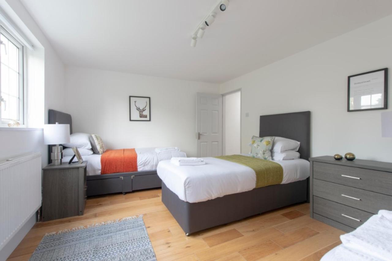 Trendy Tufnell Park Townhouse * Londen