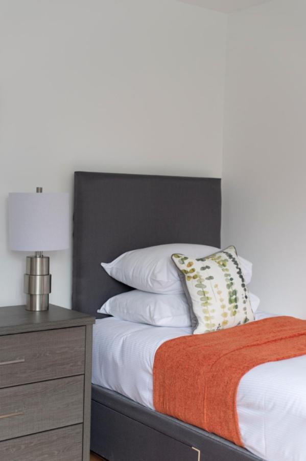 Trendy Tufnell Park Townhouse * Londen