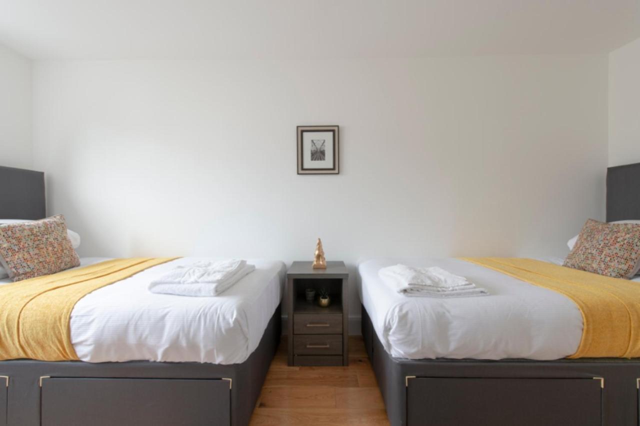 Trendy Tufnell Park Townhouse * Londen