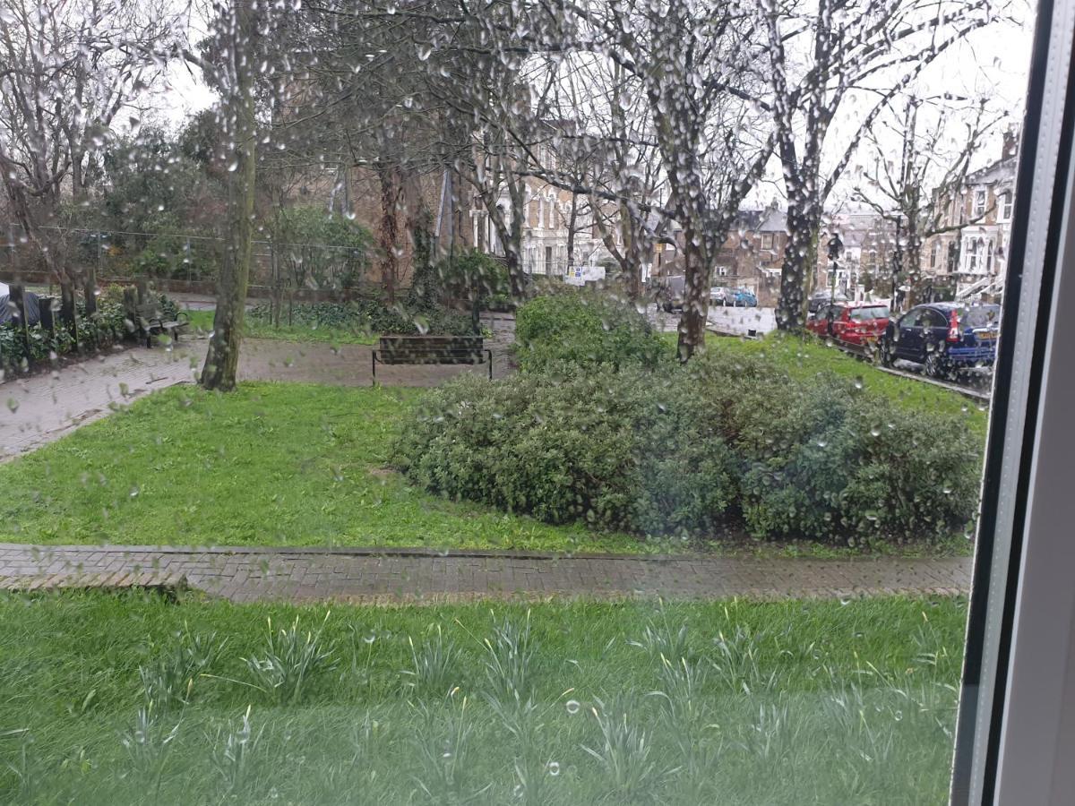 Arsenal Highbury & Islington Beautifully Presented London