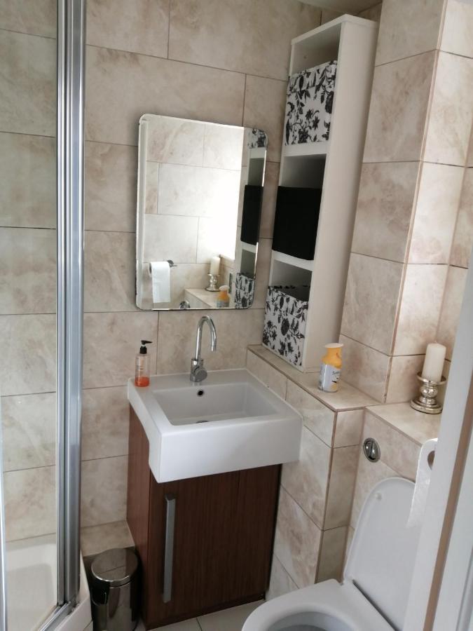 Dream Time Apartments-aqua