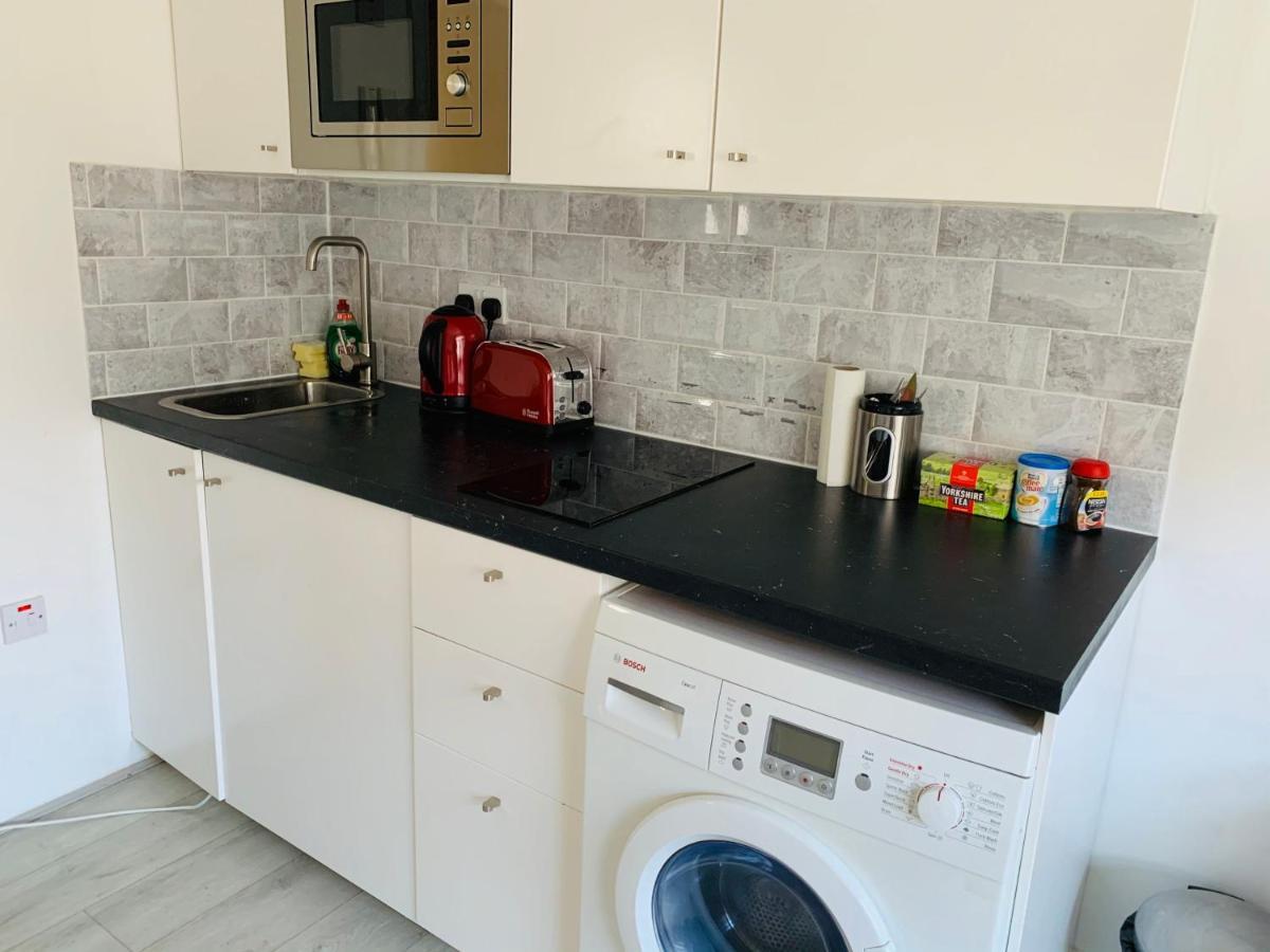 Apartment Studio London