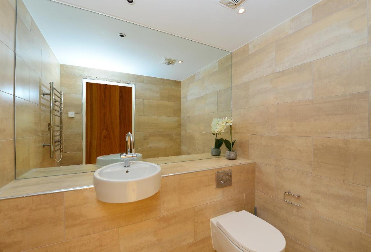 Imperial House Kensington * Londen