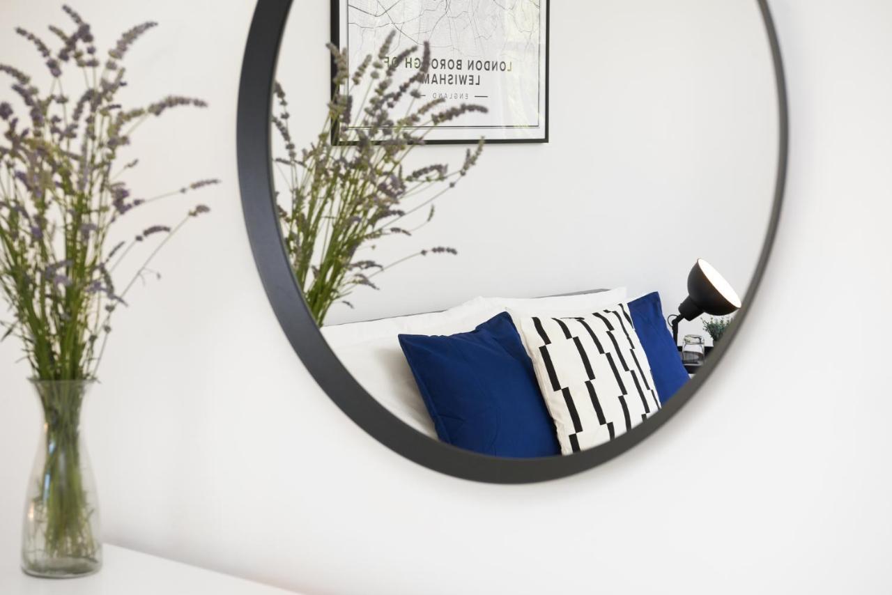 Ida Pod Places-forest Hill Flat London