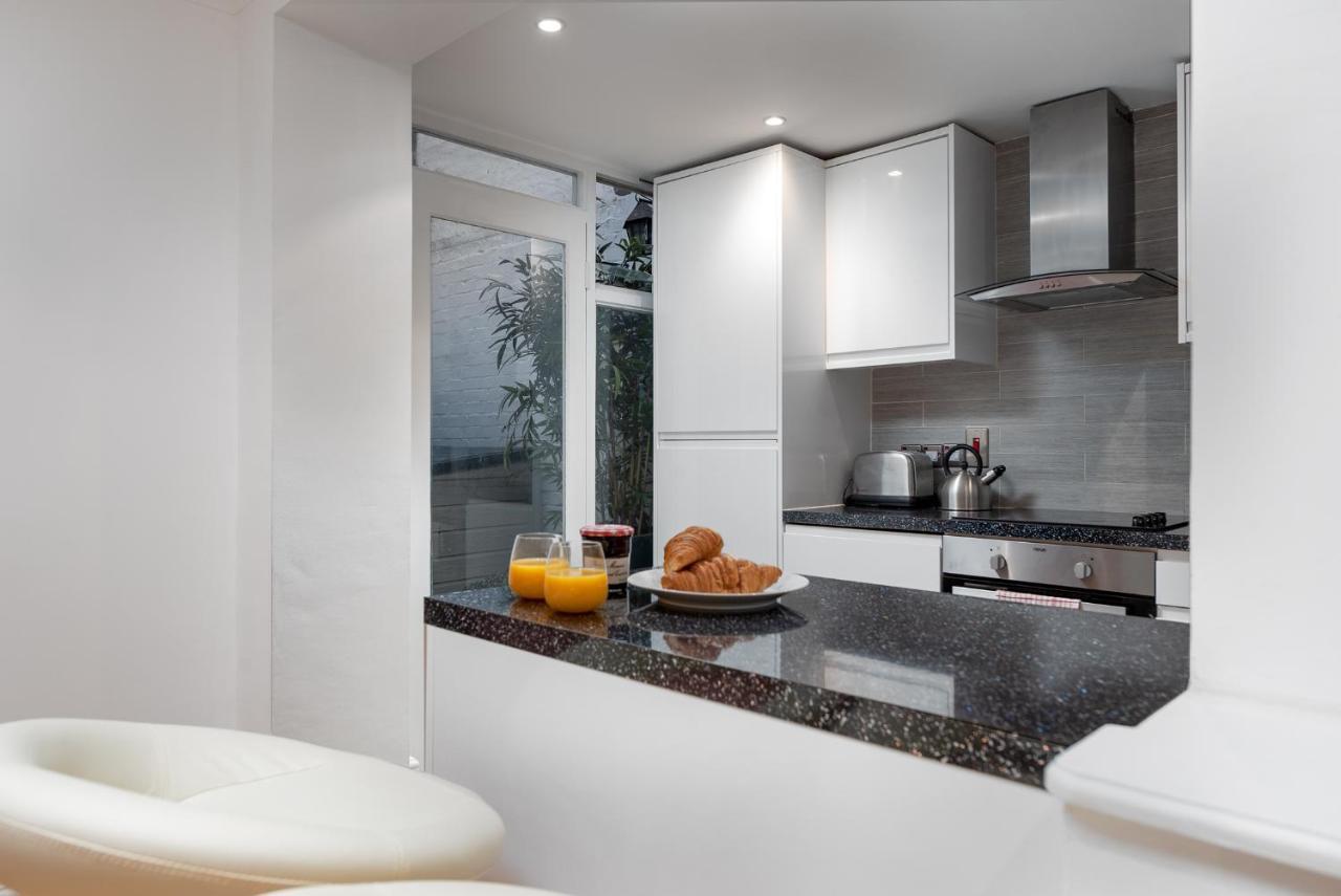 Apartment Anderson Street By Capital *