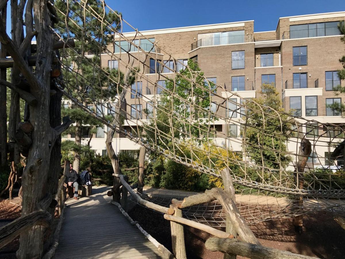 New Luxury 3-bed In The Heart Of The Olympic Park Appartement