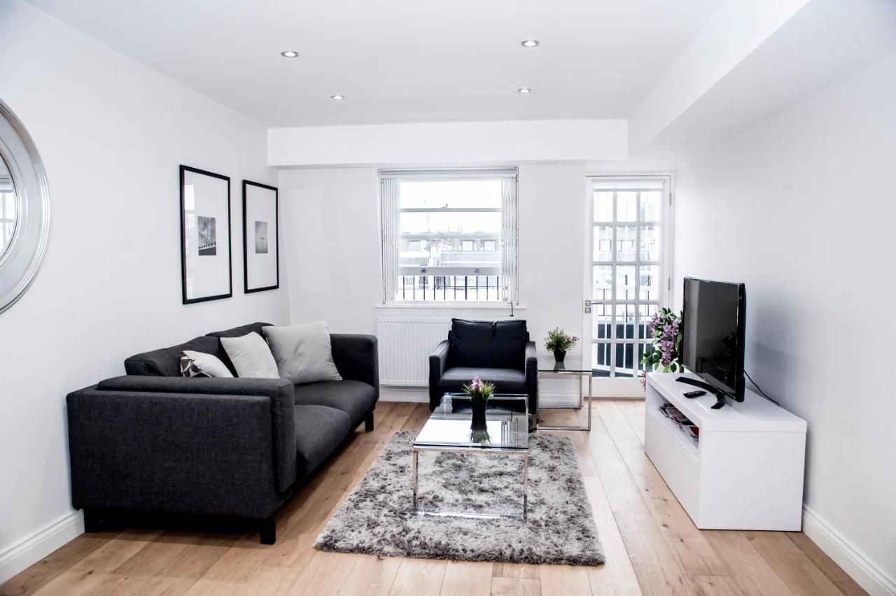 Unique 2bed/2bath - Top Floor - Private Balcony Apartment