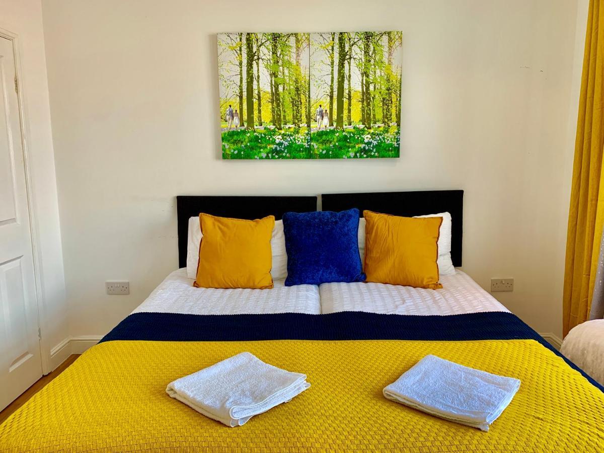 Spacious 2 Bedrooms 2 Baths With Garden&parking Appartement Londen