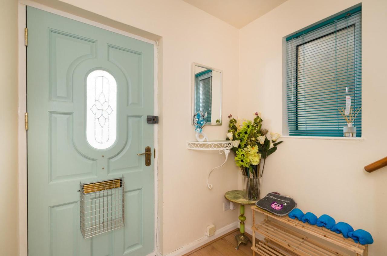 Gasthuis Tdm Bachelot Lettings Ltd