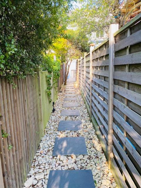 Apartamento Stunning, Stylish Garden Flat In The Heart Of Wimbledon