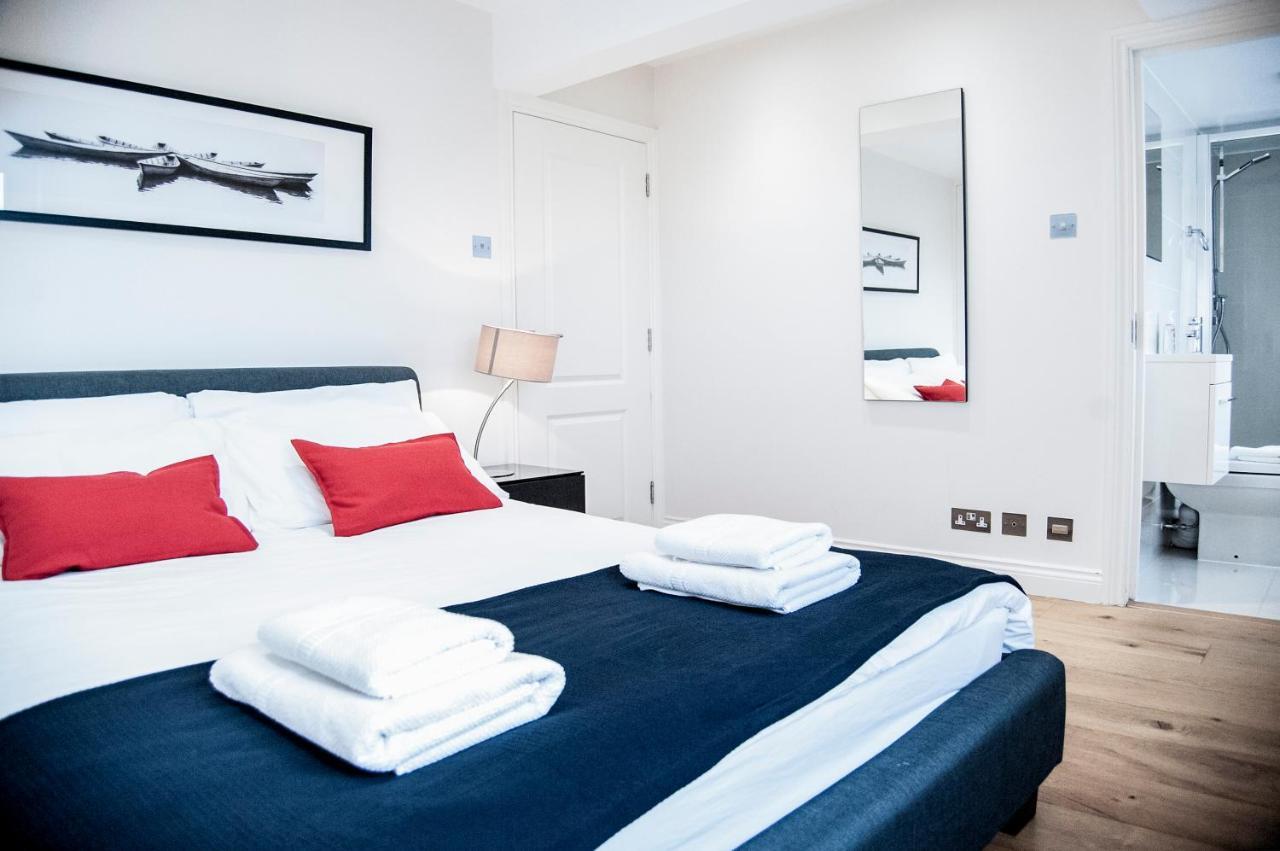 Apartment Unique 2bed/2bath - Top Floor - Private Balcony *