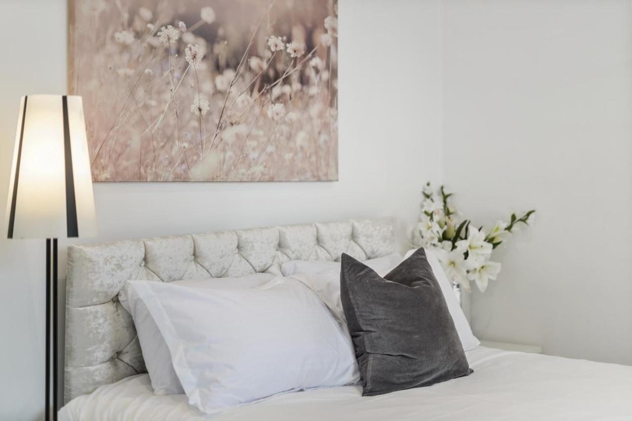 Grange 2 Bed Modern By Tower Bridge Bridge Apartment