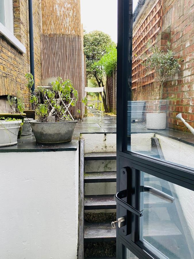 Apartamento Stunning, Stylish Garden Flat In The Heart Of Wimbledon