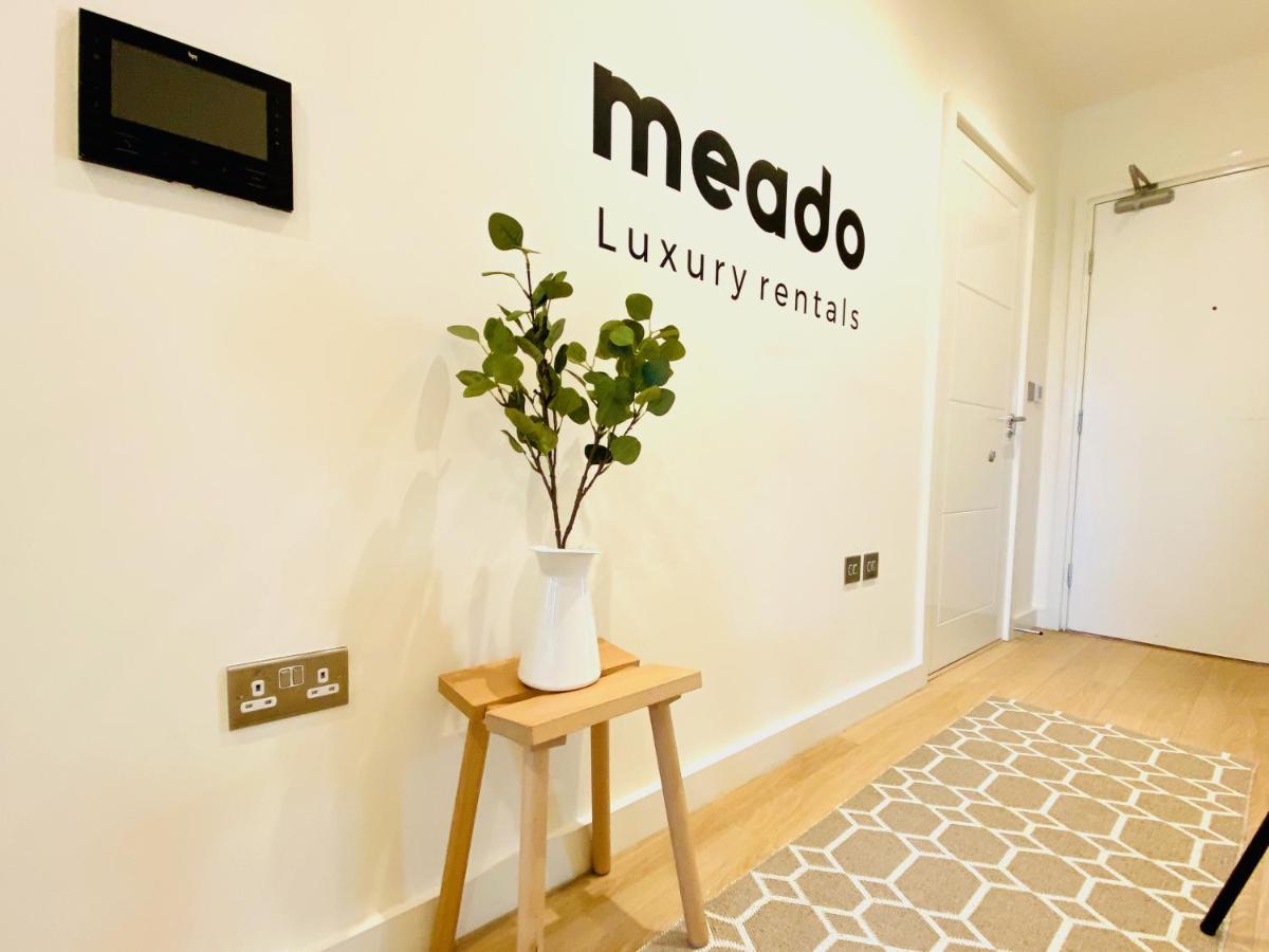 New Luxury 3-bed In The Heart Of The Olympic Park Appartement