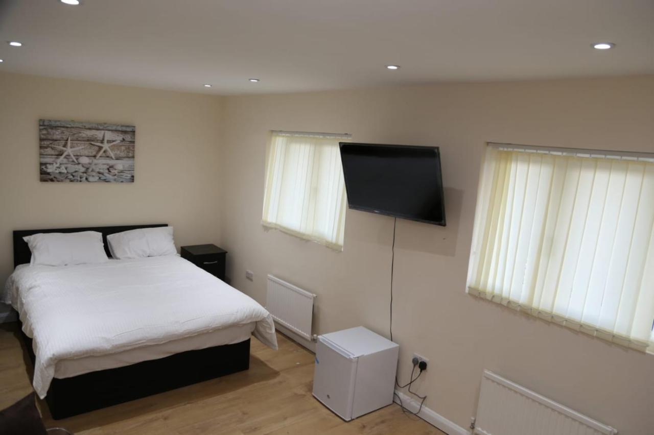 Holiday home Budget 4-bedrooms In Thamesmead