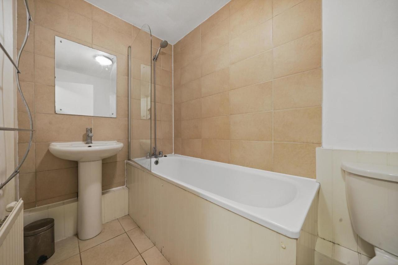 Bridge I Bed By Tower Bridge - Great Location Close To Transport Links Londen