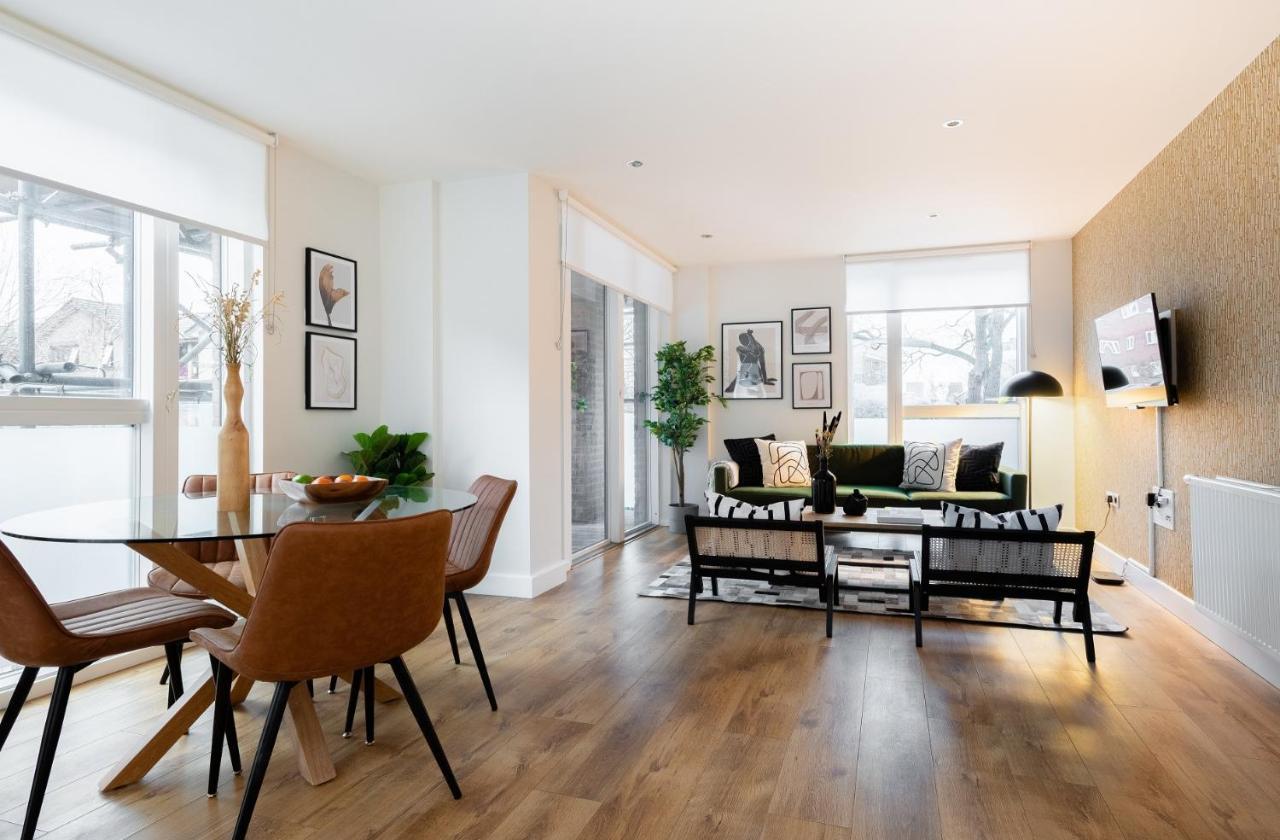 The Hoxton Docks - Modern & Bright 1bdr Flat With Study & Balcony London
