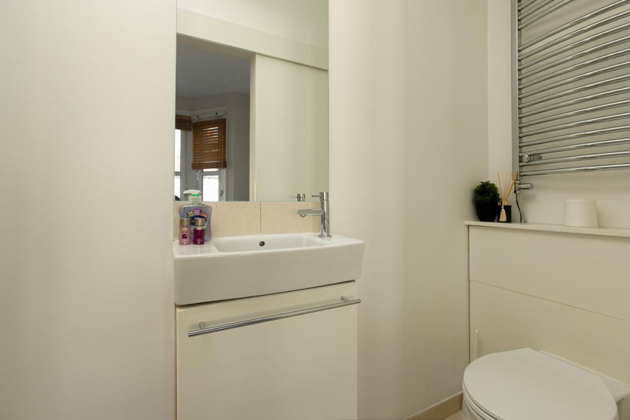 Fulham Lux * London