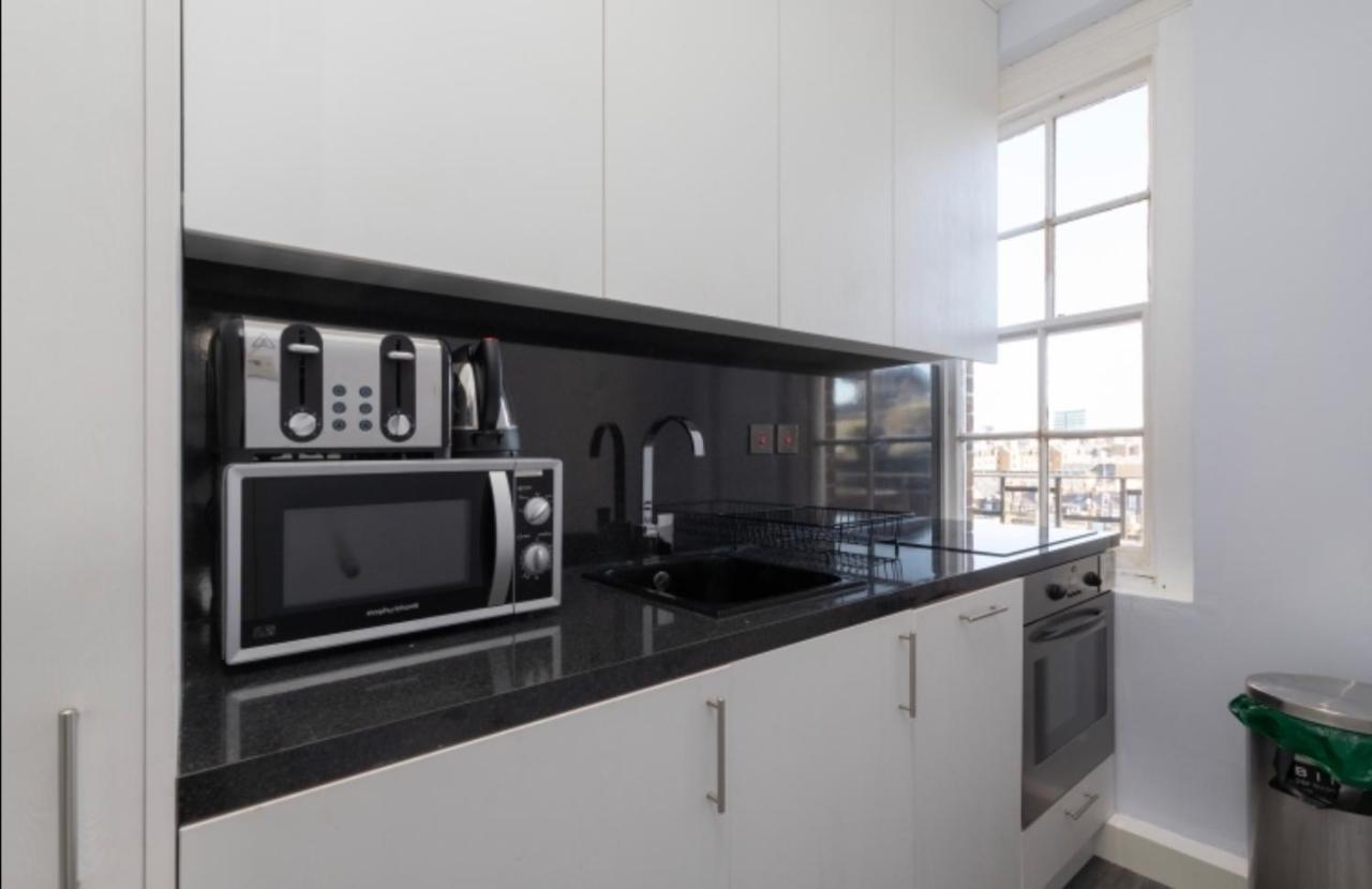 Hyde Park Flats Apartment