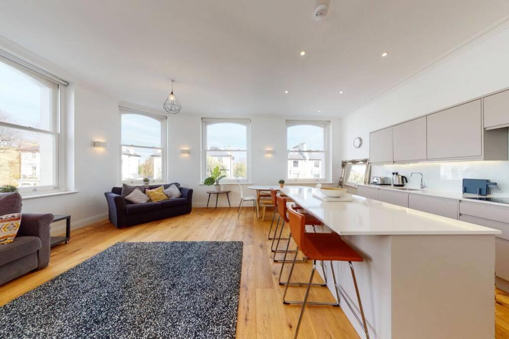 Apartamento Superb 2 Bed Flat Camden 5 Min Walktube Station