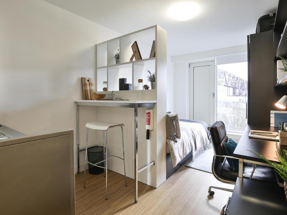 Apartment At Iq Bankside In London