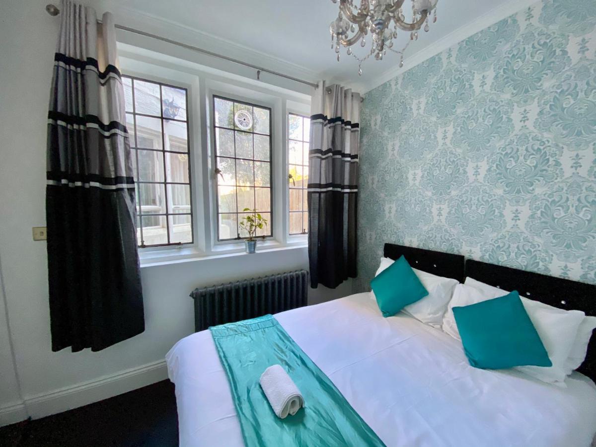 Putney Guest Holiday home *