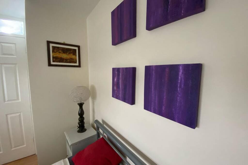 Two Bedroom Garden Flat In Zone 2 Appartement