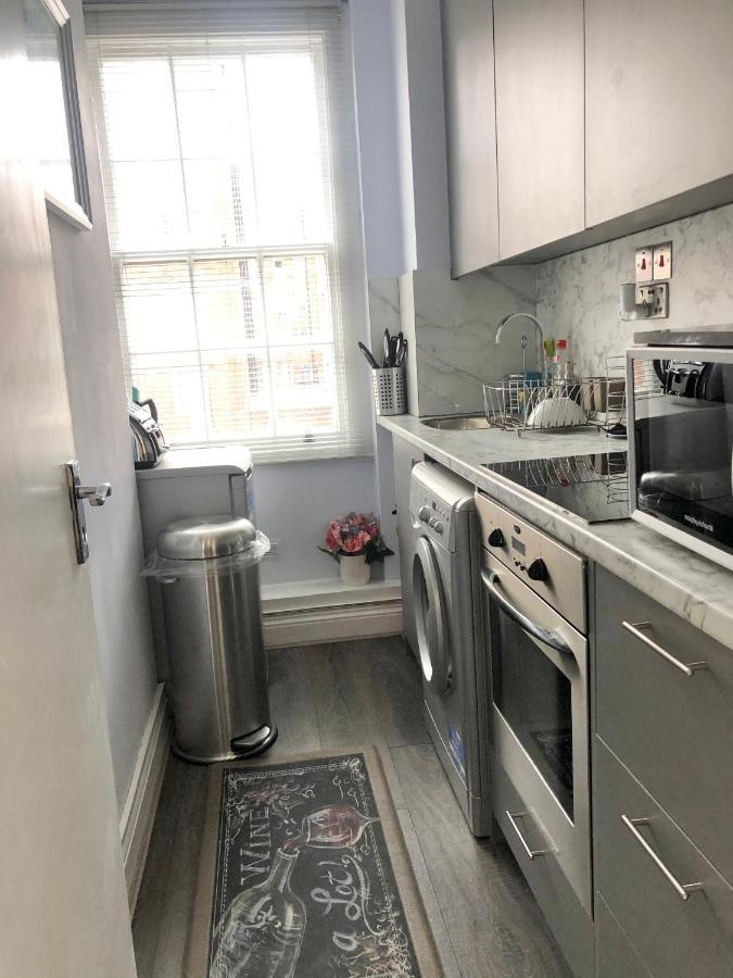 Hyde Park Flats Apartment