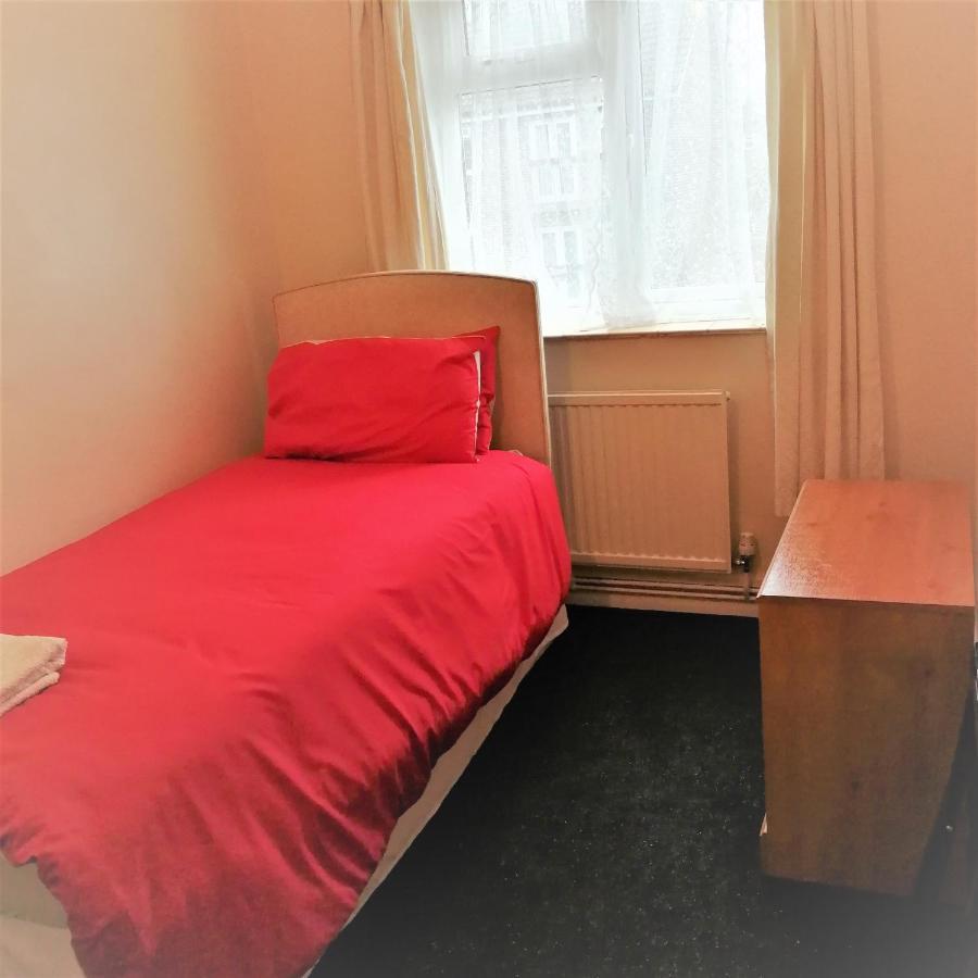 From Home, Great Community!! Apartment *