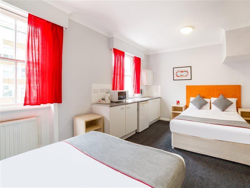Hotel Studios28 3*