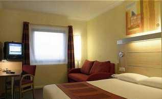 Express Park Royal By Ihg 3*