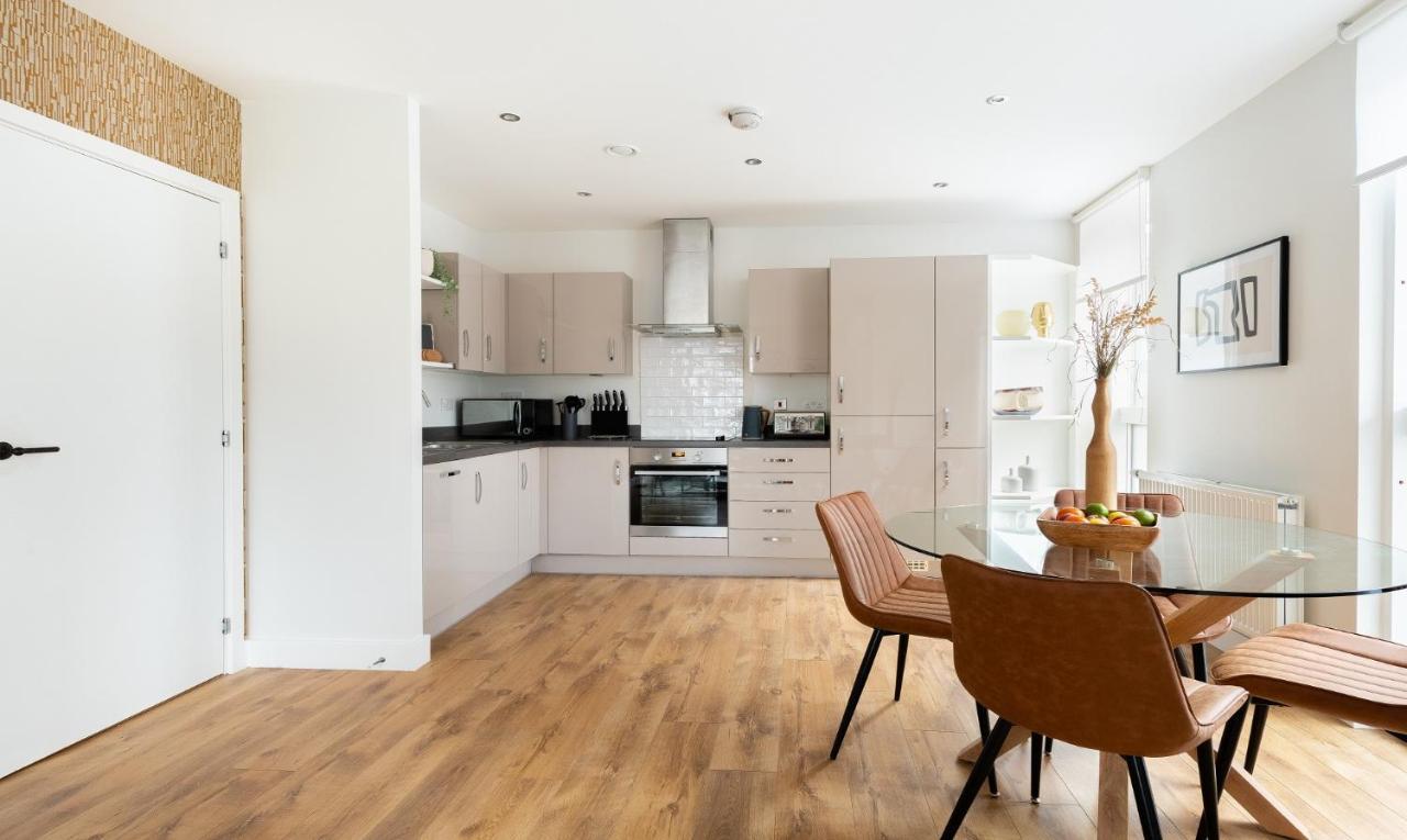 The Hoxton Docks - Modern & Bright 1bdr Flat With Study & Balcony * London