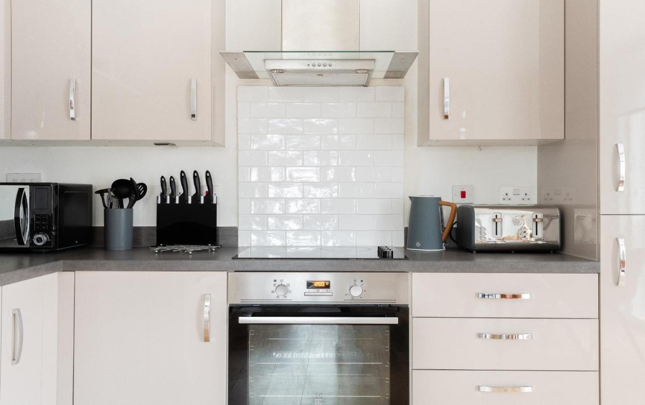 The Hoxton Docks - Modern & Bright 1bdr Flat With Study & Balcony Apartment *