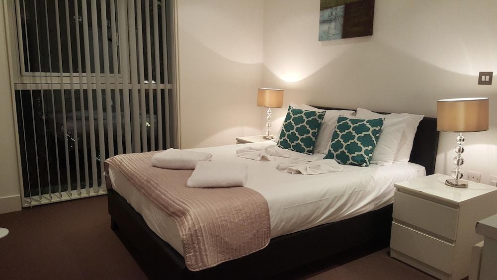 Tower Hill Serviced Apartamento