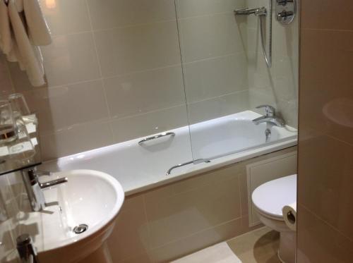 Regency Parkside 4* London