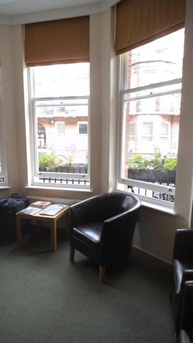 Regency Parkside Hotel London