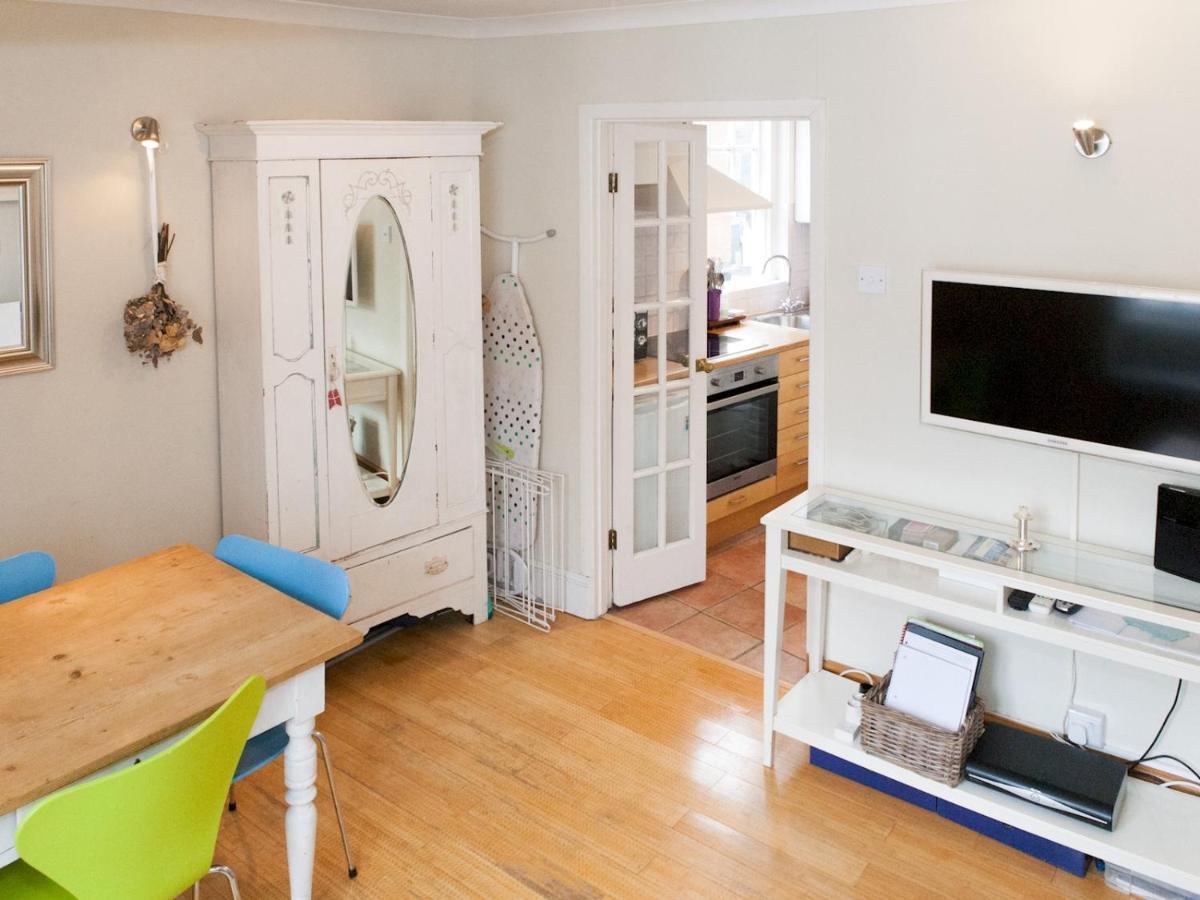 Pass The Keys Roof Terrace Flat In Trendy & Chic Hampstead Apartamento