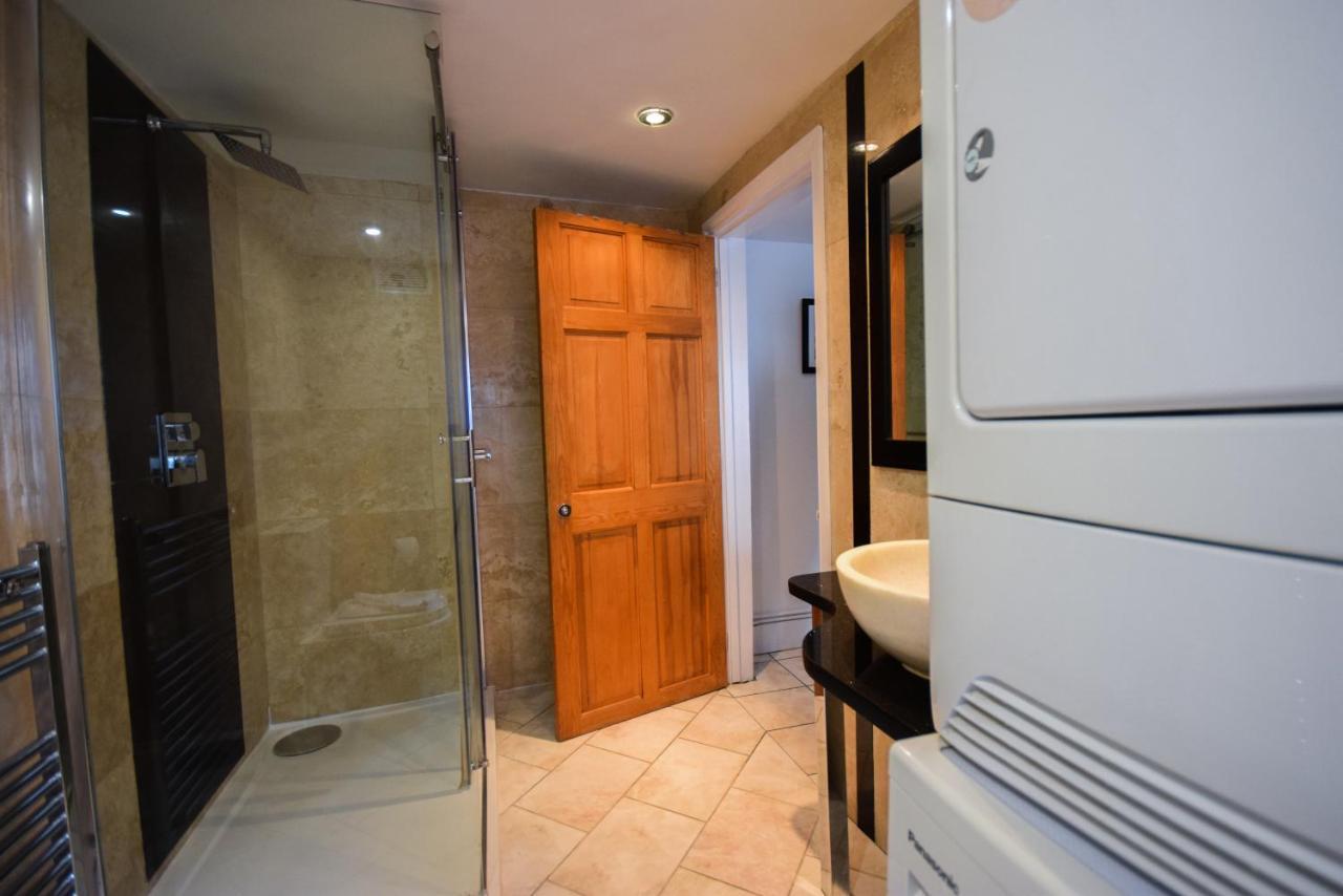 Apartment Valet Old Compton Street London