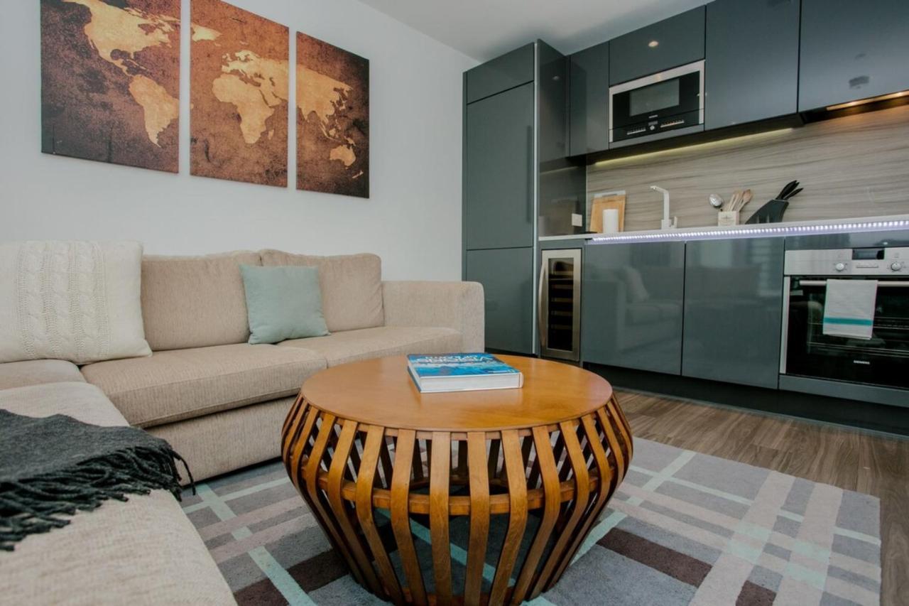 Modern 1 Bedroom Flat In Wandsworth Apartment *