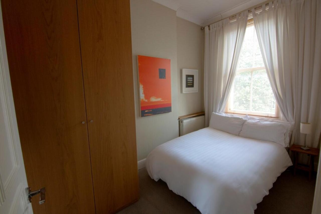 Wonderful 2 Bedroom In Quiet Area Near Camden Square Apartment London