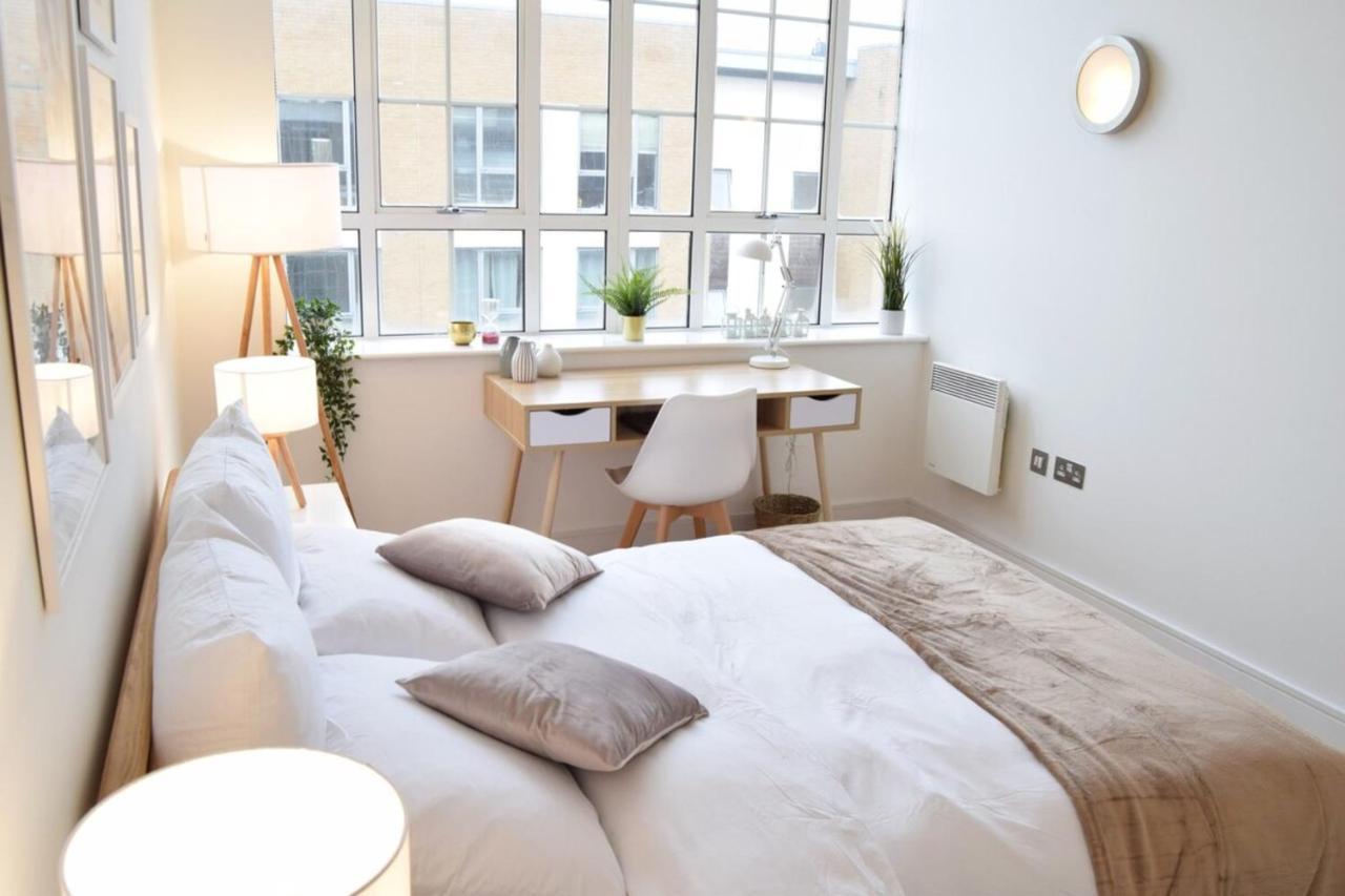 Apartment Bright Warehouse Conversion In Buzzing Peckham