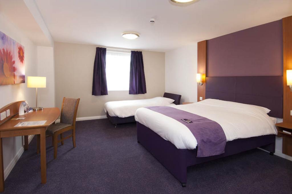Premier Hanger Lane 3* London