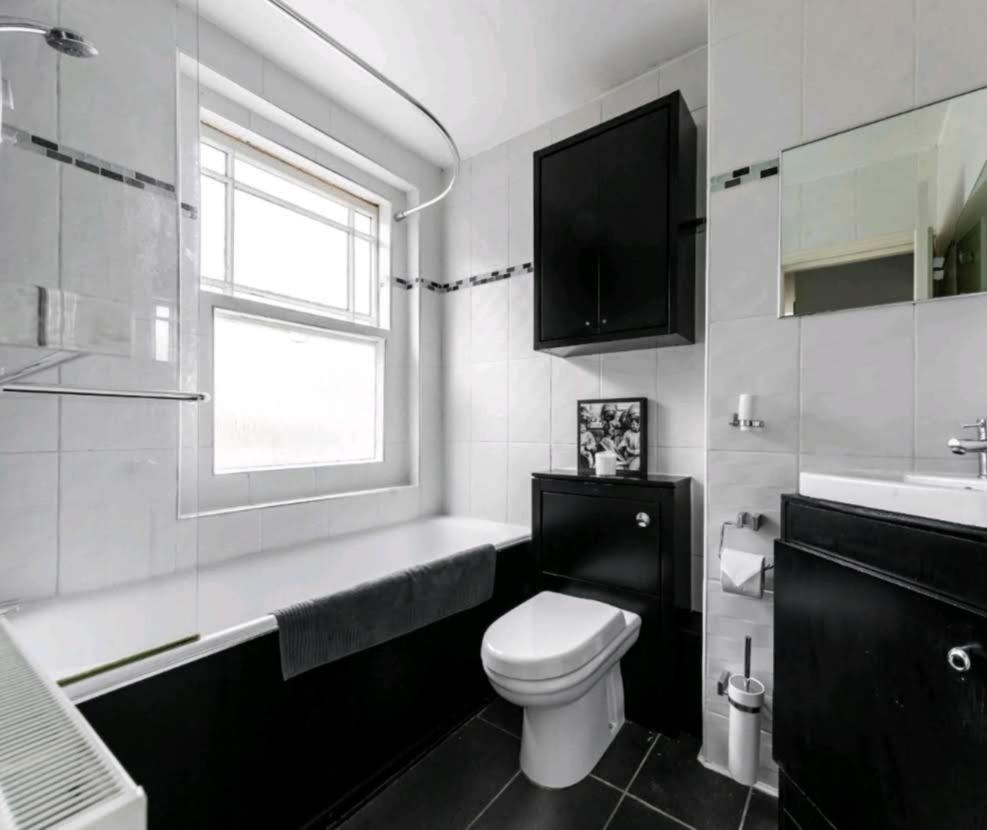 Apartment Highgate Maisonette With Roof Terrace *