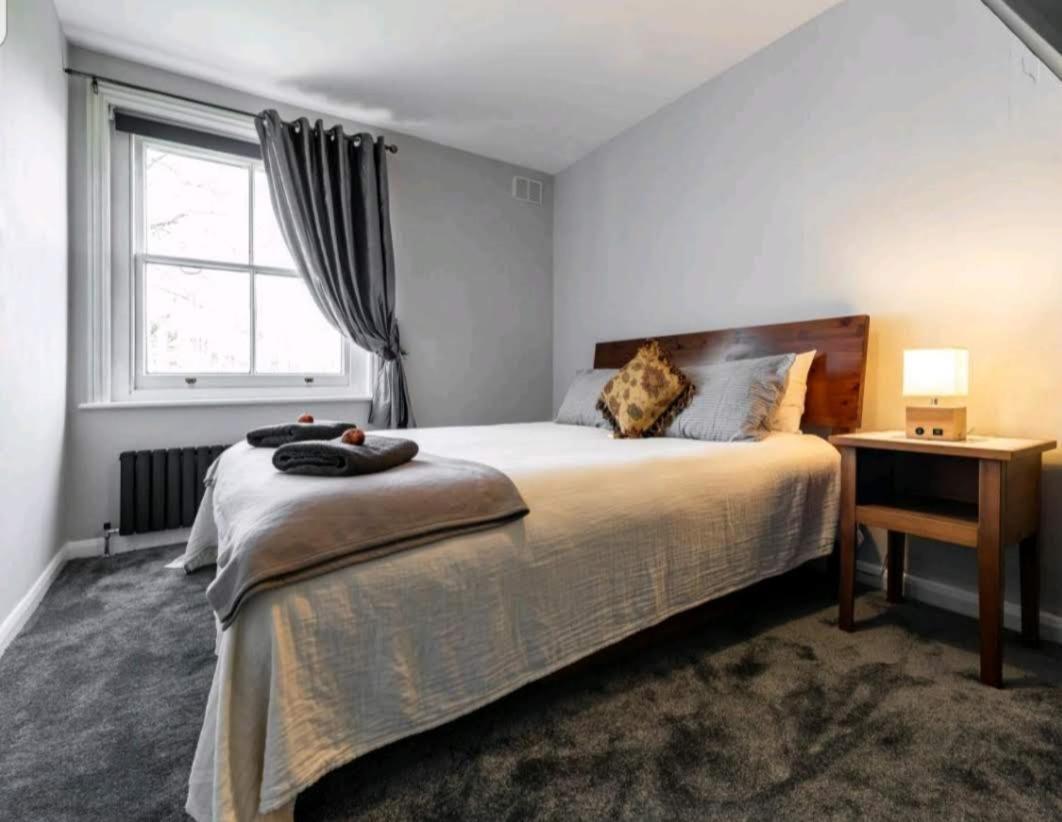Highgate Maisonette With Roof Terrace Apartment London