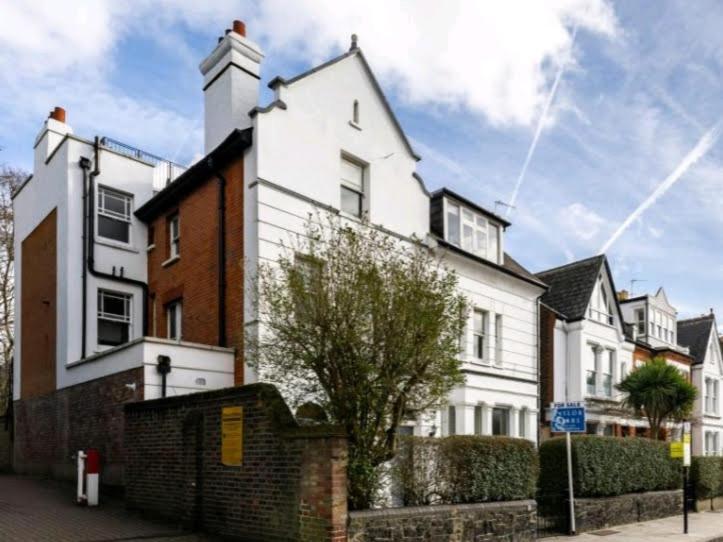 Apartment Highgate Maisonette With Roof Terrace *