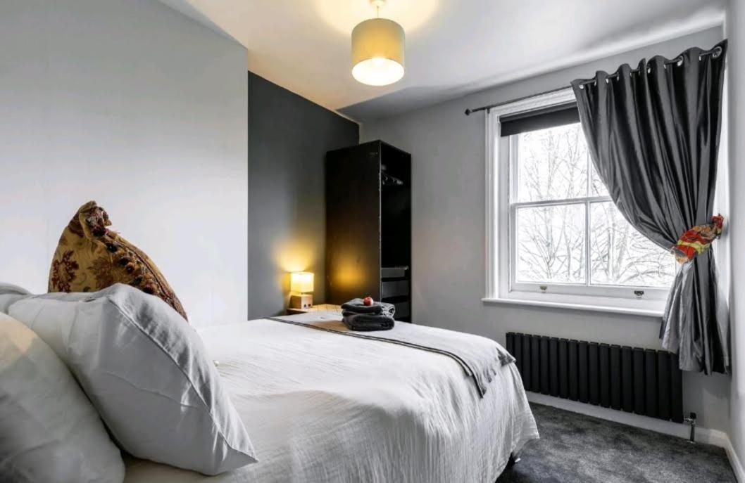 Apartment Highgate Maisonette With Roof Terrace