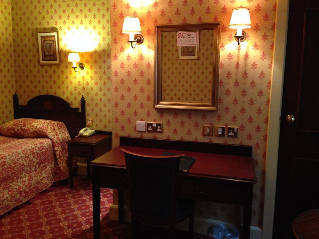 The Westland 3* Londen