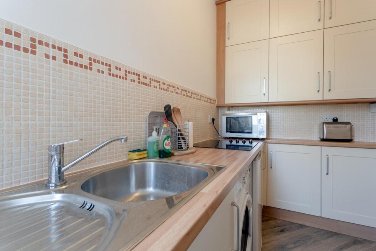 Bright And Lovely 1 Bedroom Flat Belsize Apartamento