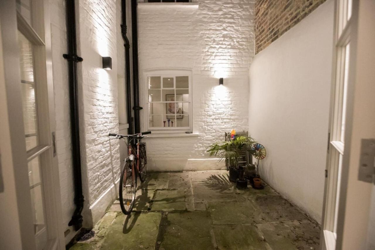 Stylish & Modern 1bd Kensington Flat Sleeps 2 Apartment London