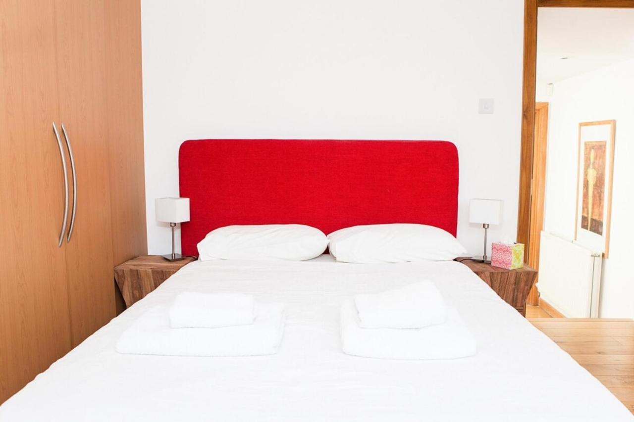 Appartement Spectacular 4-bedroom Close To Eye